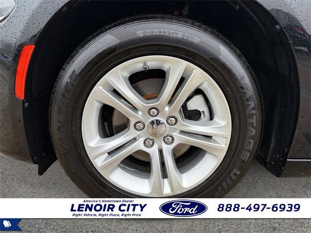 Used 2023 Dodge Charger SXT image 9