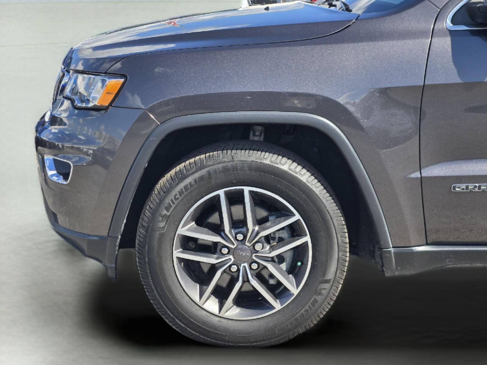 Used 2019 Jeep Grand Cherokee Limited w/ Trailer Tow Group IV RWD image 9