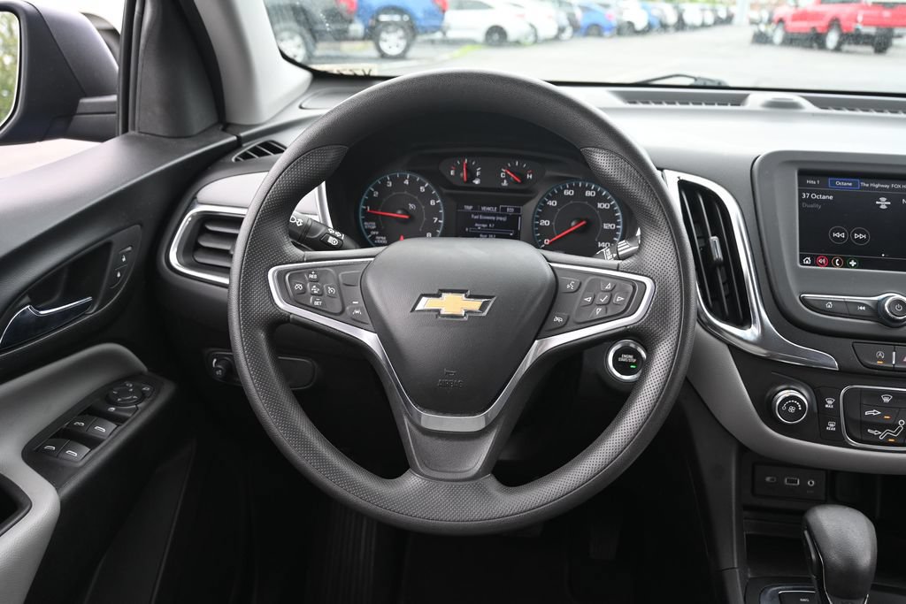 Used 2022 Chevrolet Equinox LS AWD/4WD image 29