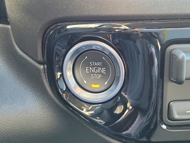 Used 2026 GMC Sierra 1500 SLT image 34