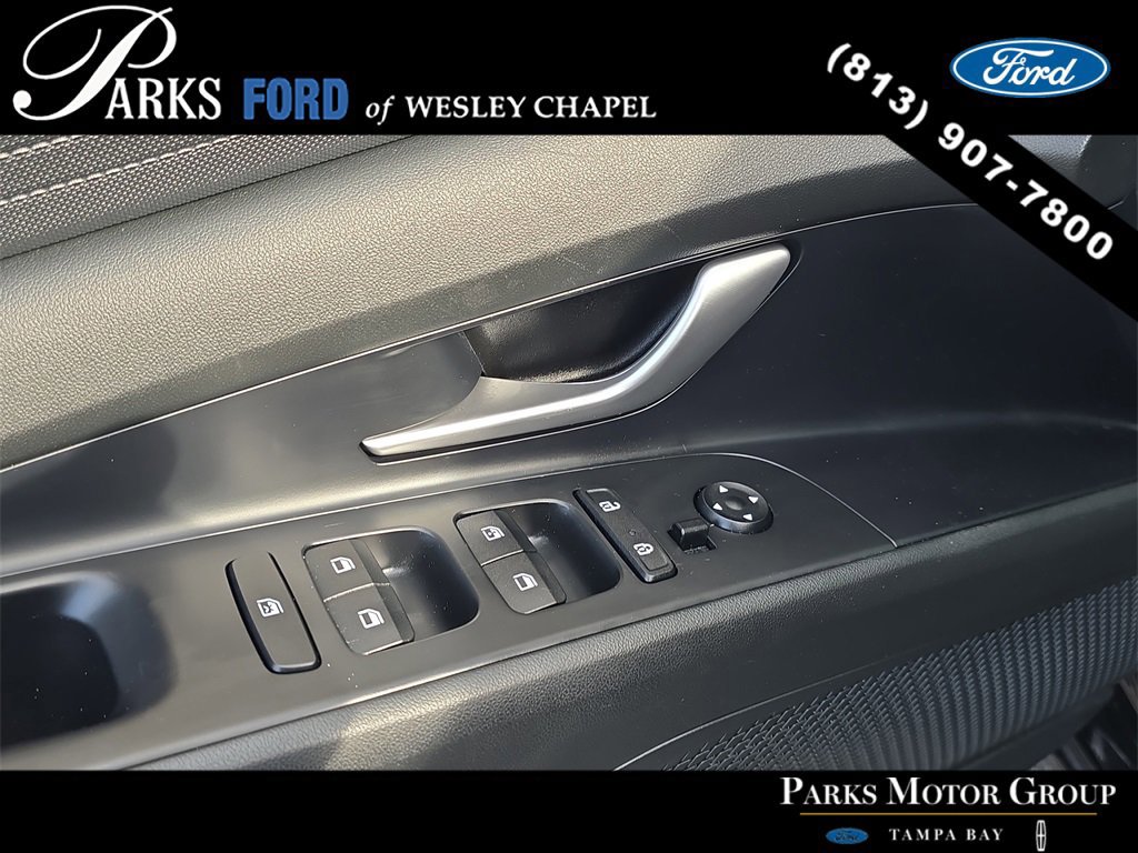 Used 2023 Hyundai Elantra SEL image 16