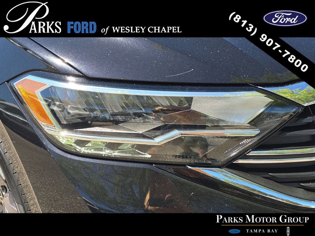 Used 2022 Volkswagen Jetta SE image 6