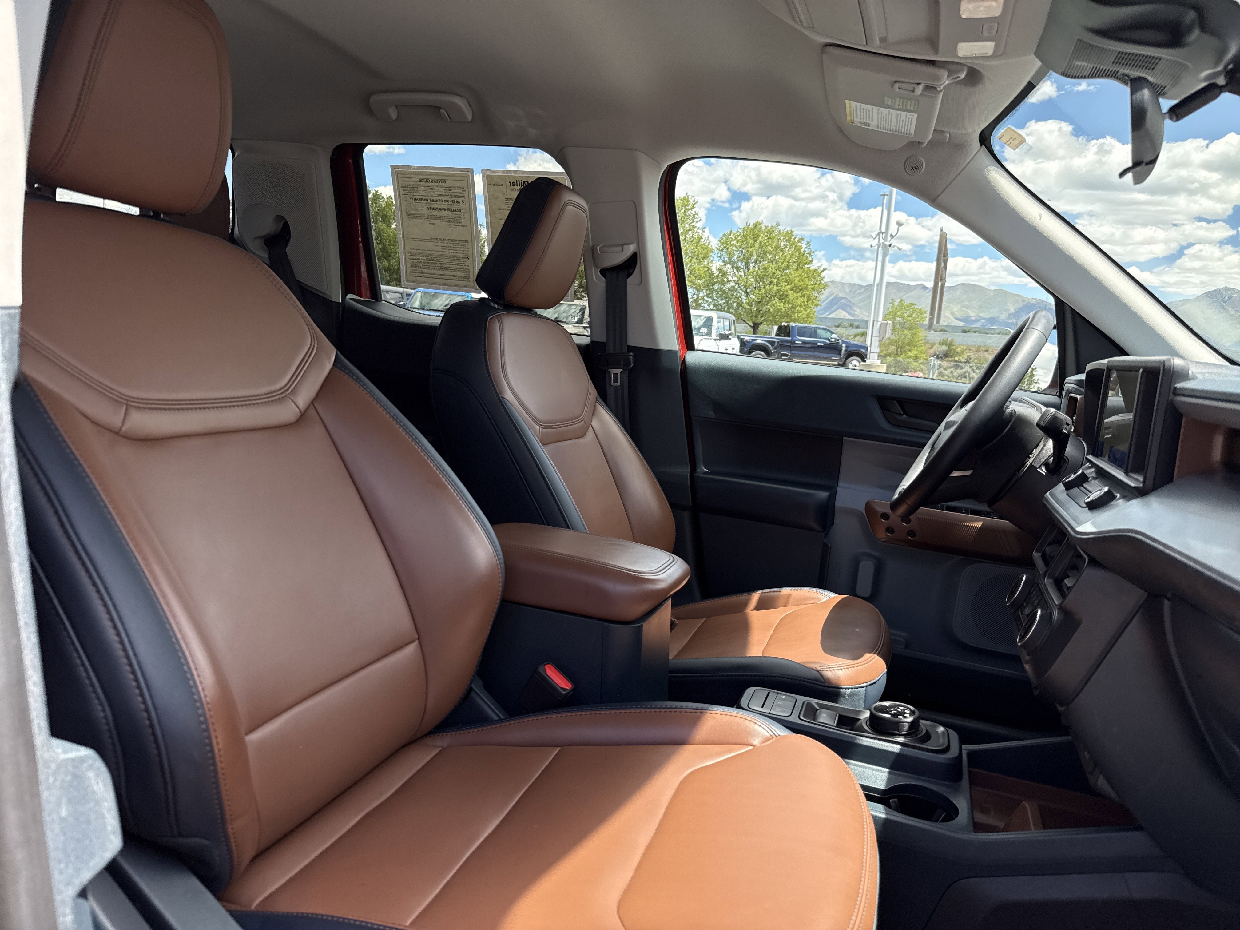Certified 2024 Ford Maverick Lariat FWD image 28
