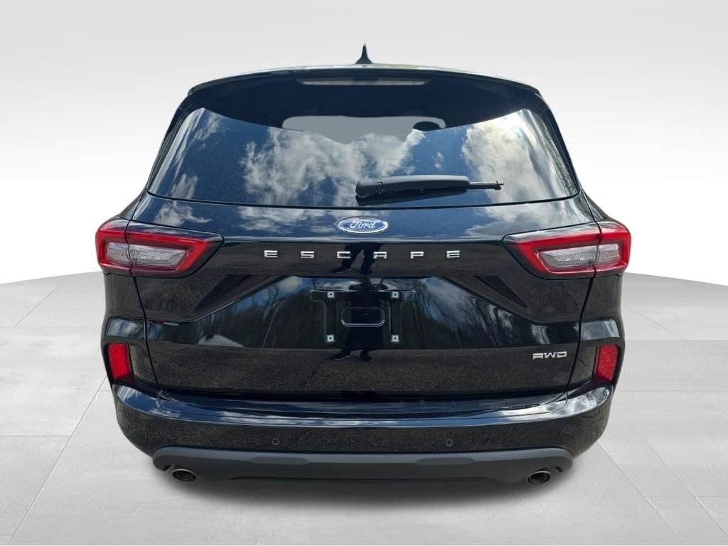 Certified 2024 Ford Escape ST-Line w/ Tech Pack #1 image 6
