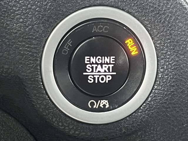 Used 2019 Chrysler 300 Touring w/ Sport Appearance Package RWD image 32