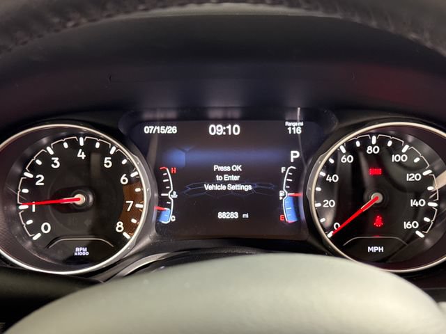 Used 2018 Jeep Compass Latitude w/ Popular Equipment Group AWD/4WD image 31