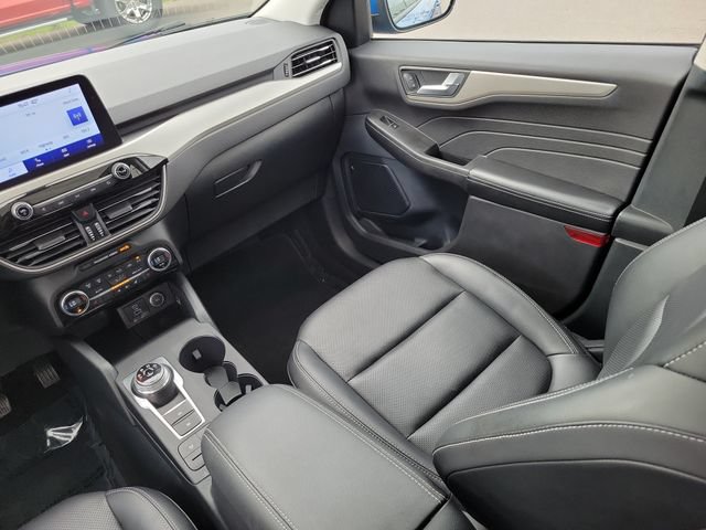 Certified 2021 Ford Escape SEL FWD image 32