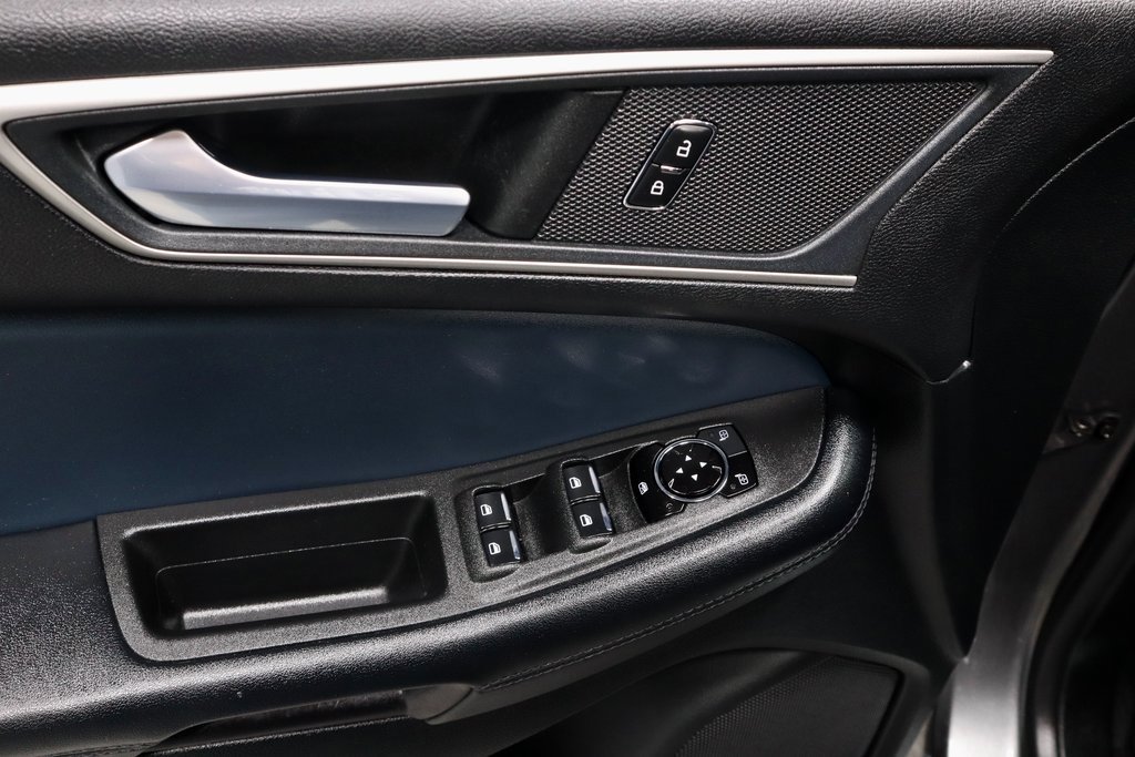 Certified 2023 Ford Edge SEL w/ Sport Appearance Package image 23