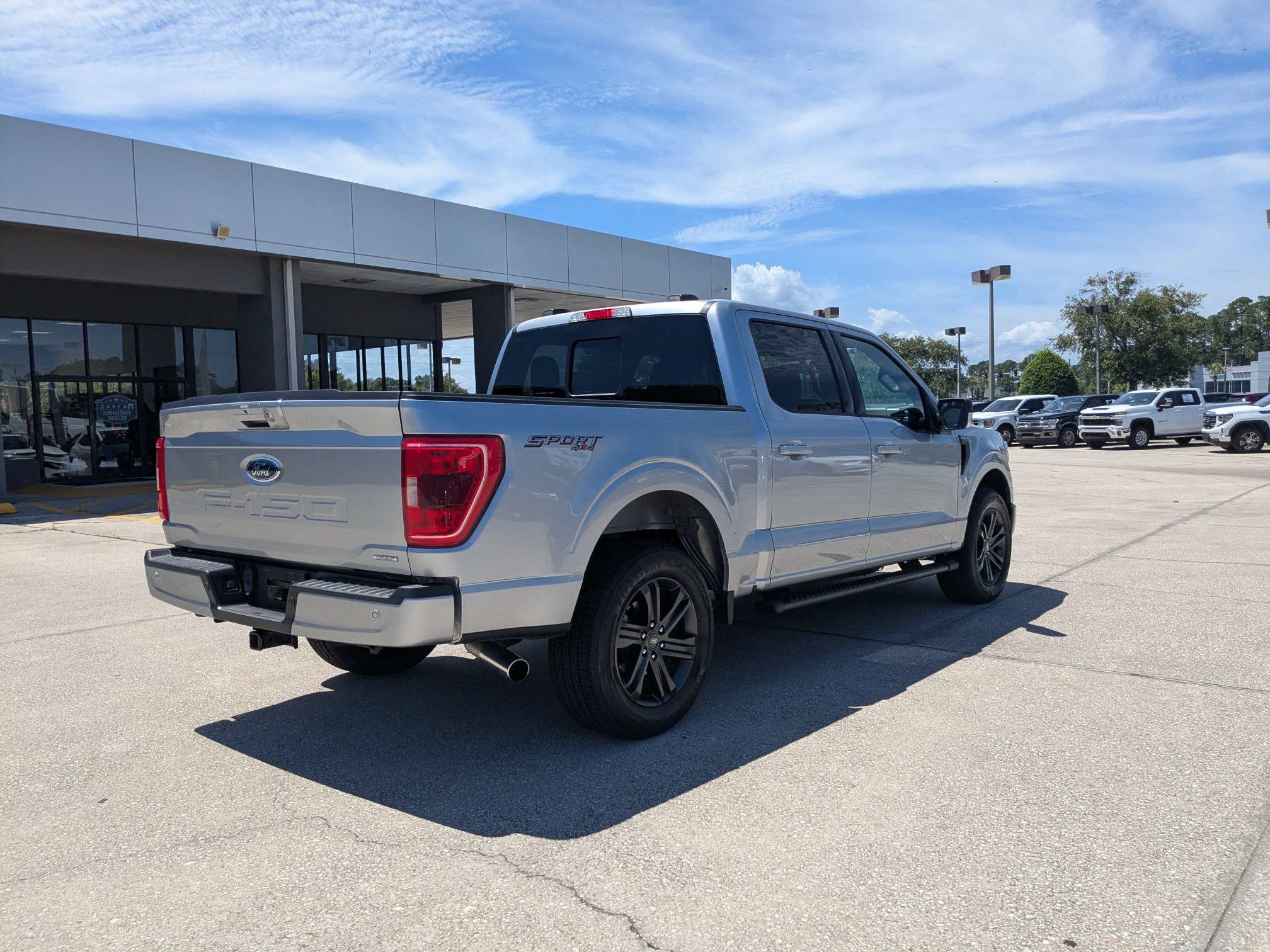 Certified 2022 Ford F150 XLT w/ Equipment Group 302A High AWD/4WD image 4