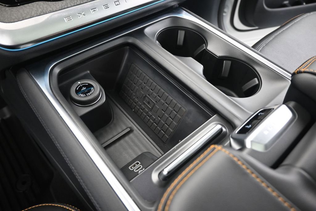 Certified 2025 Ford Expedition Tremor AWD/4WD image 18