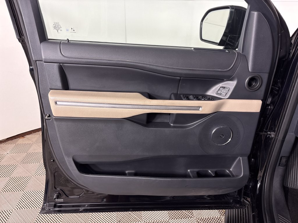 Certified 2023 Ford Expedition Max Limited AWD/4WD image 17