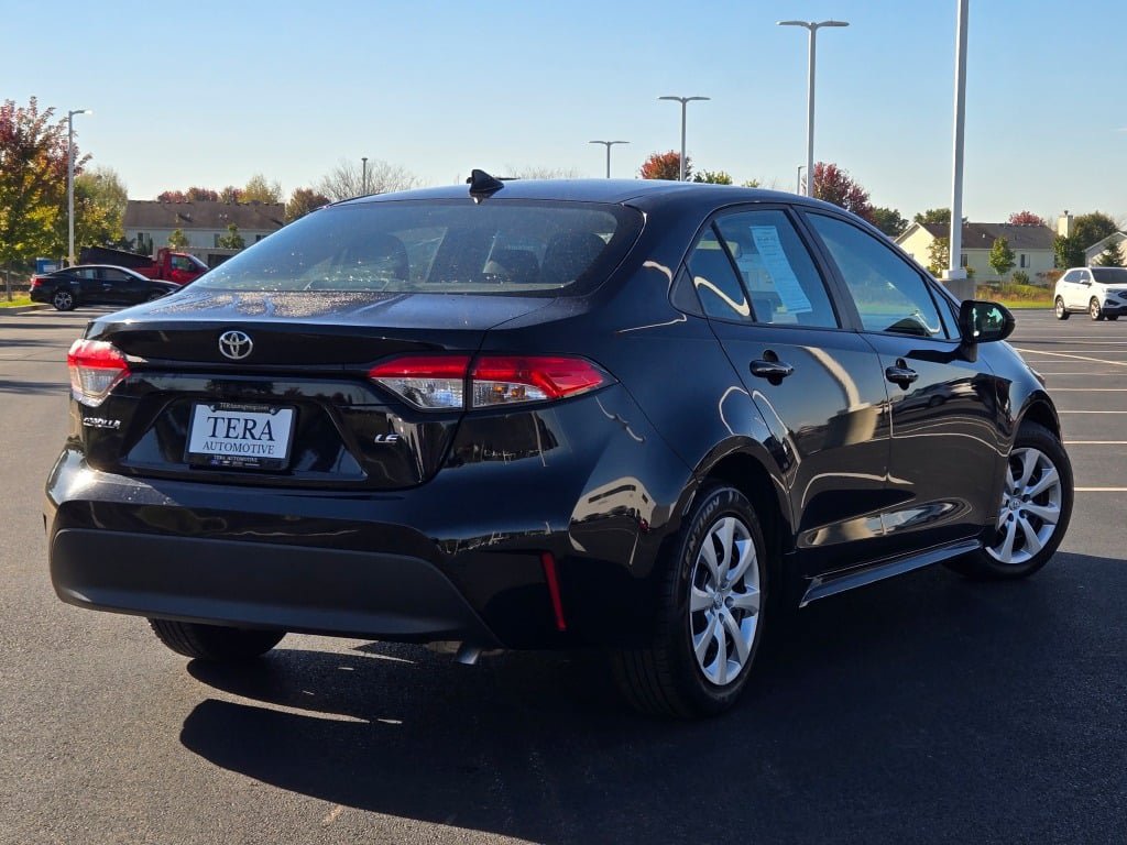 Used 2024 Toyota Corolla LE FWD image 9