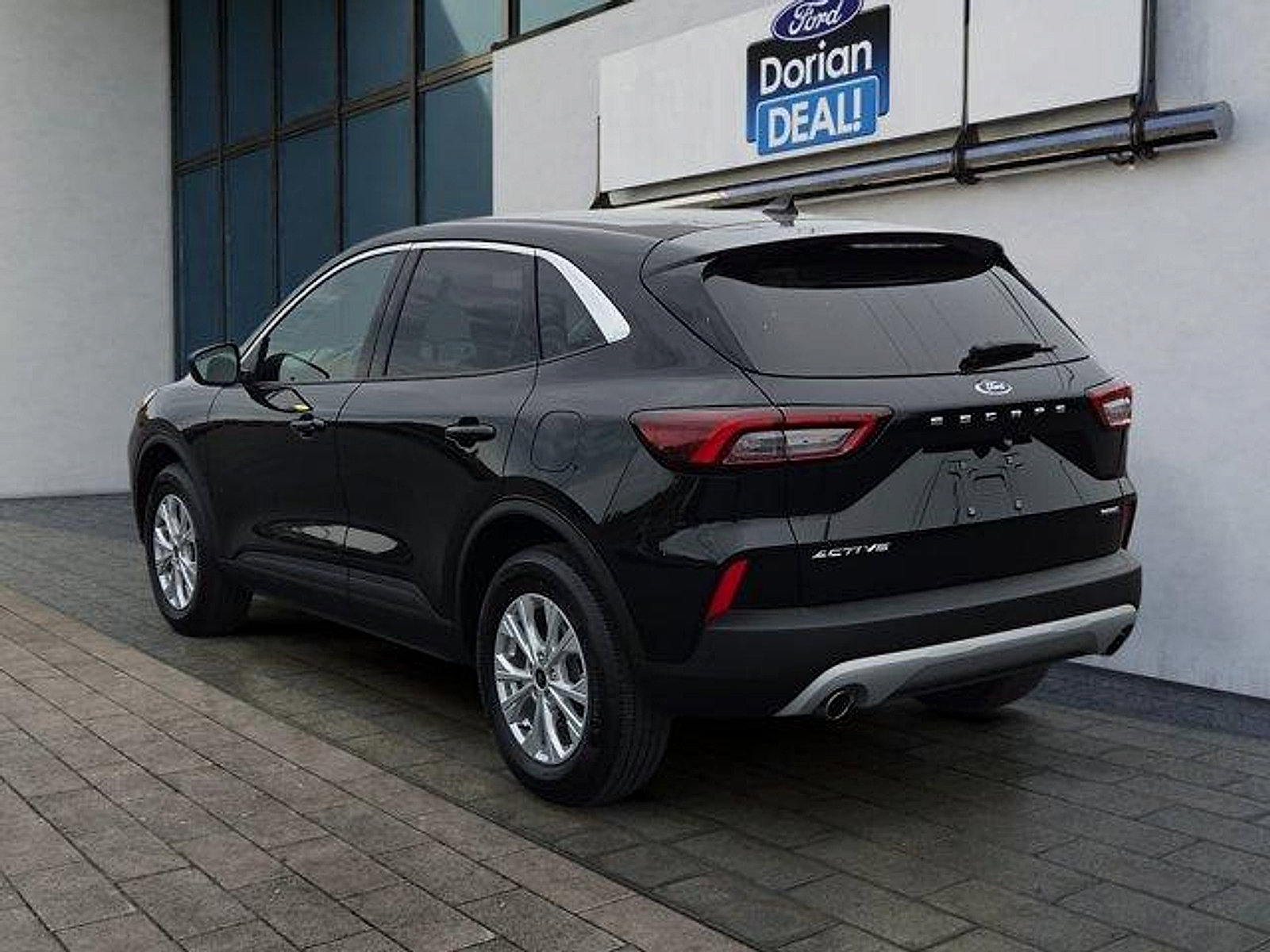 Certified 2024 Ford Escape Active AWD/4WD image 5