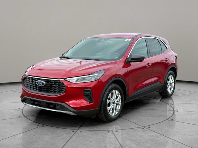 Certified 2023 Ford Escape Active w/ Cold Weather Package FWD image 3