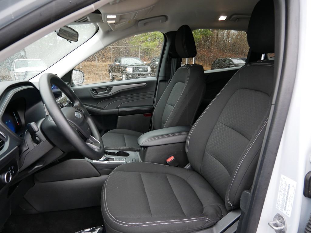 Certified 2025 Ford Escape Active image 14