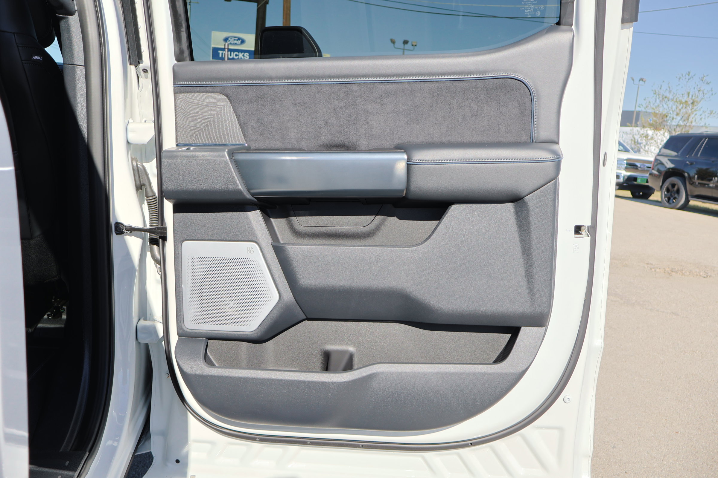 Certified 2025 Ford F450 Platinum image 35