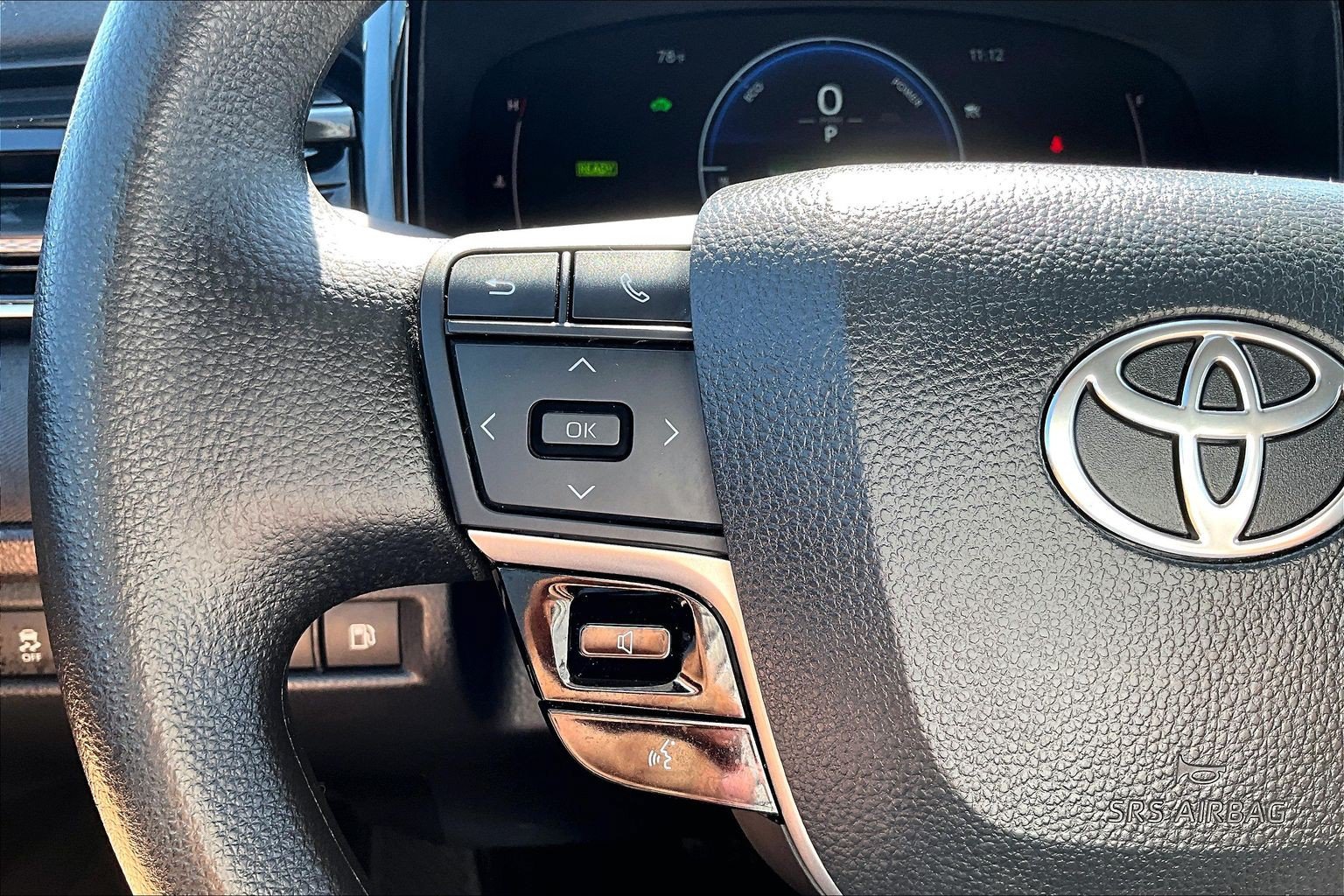 Used 2025 Toyota Camry LE FWD image 22