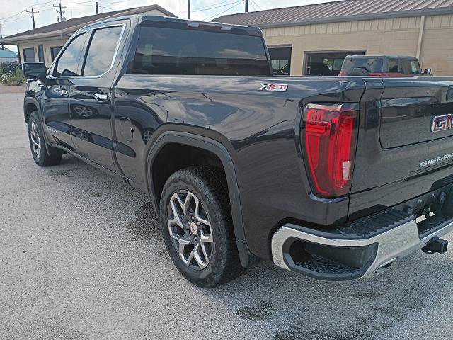 Used 2023 GMC Sierra 1500 SLT AWD/4WD image 12