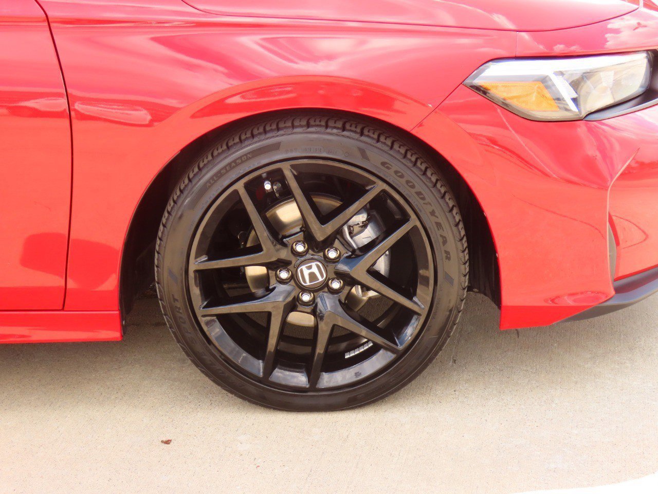 Used 2025 Honda Civic Sport image 12