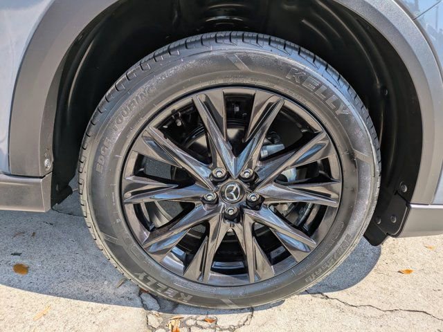 Used 2023 MAZDA CX-5 Carbon Edition image 11