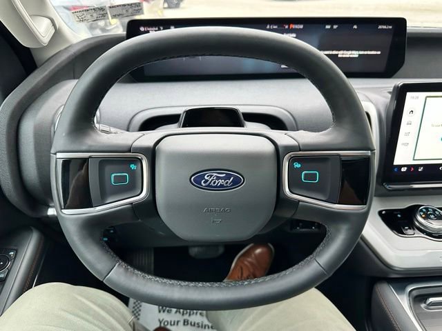 Certified 2025 Ford Expedition Active AWD/4WD image 62