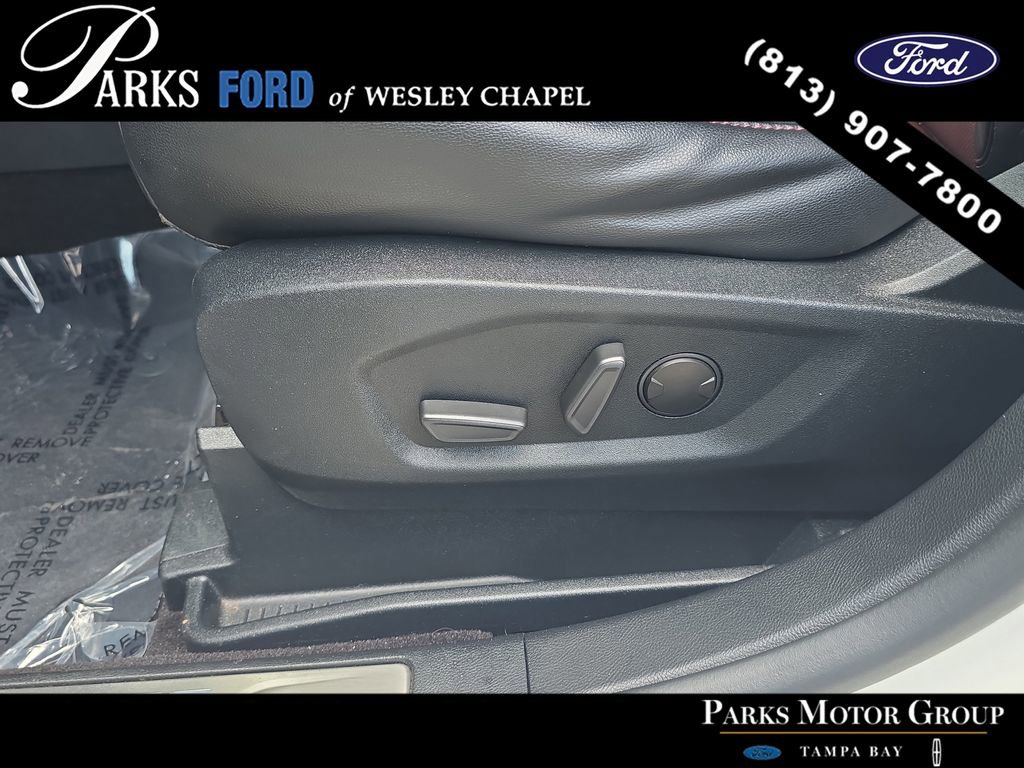 Certified 2020 Ford Edge Titanium w/ Equipment Group 301A FWD image 20
