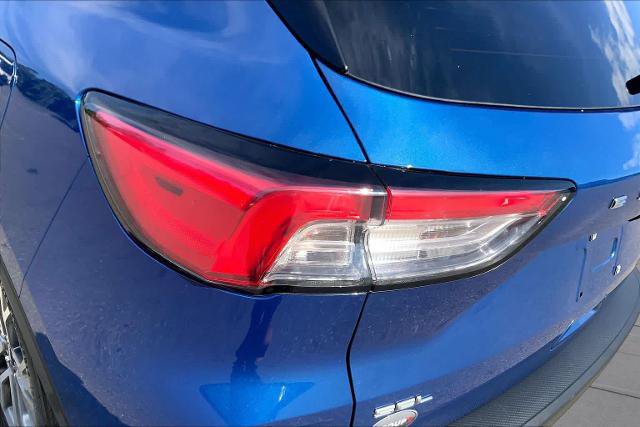 Certified 2022 Ford Escape SEL AWD/4WD image 28