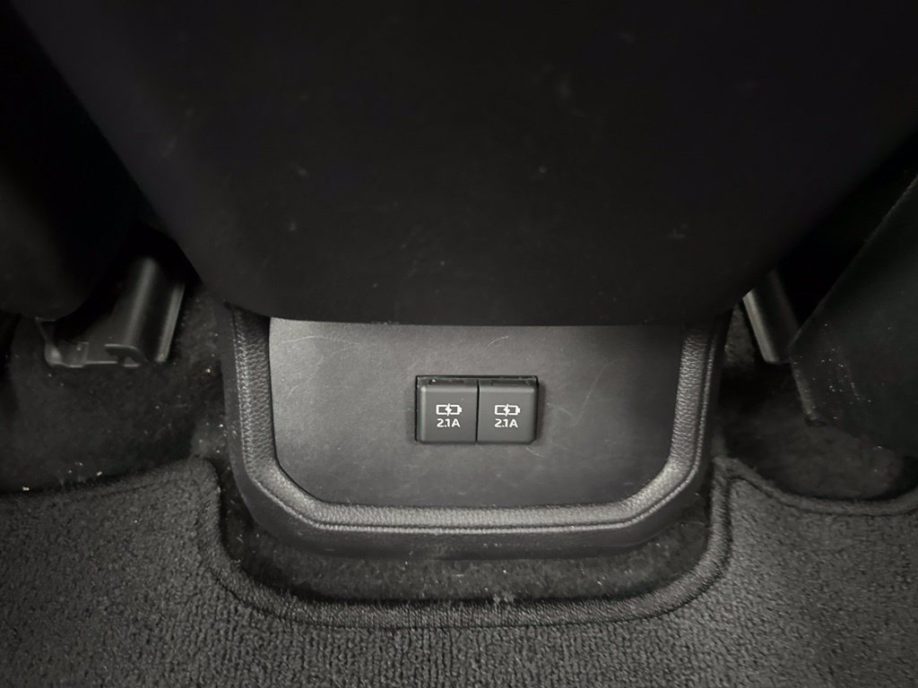 Used 2021 Toyota Highlander XSE AWD/4WD image 36