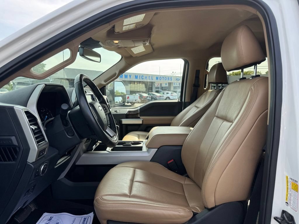Certified 2022 Ford F250 Lariat w/ Lariat Ultimate Package AWD/4WD image 4