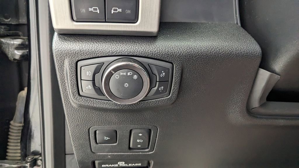 Certified 2019 Ford F450 Platinum w/ Platinum Ultimate Package image 23