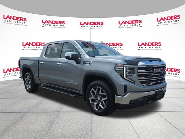 Used 2023 GMC Sierra 1500 SLT w/ SLT Convenience Package AWD/4WD image 3