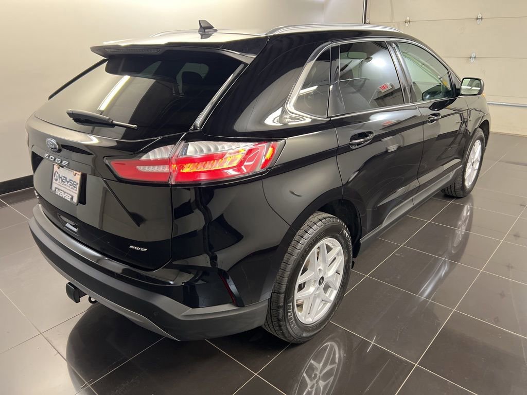 Certified 2024 Ford Edge SEL w/ Convenience Package image 4