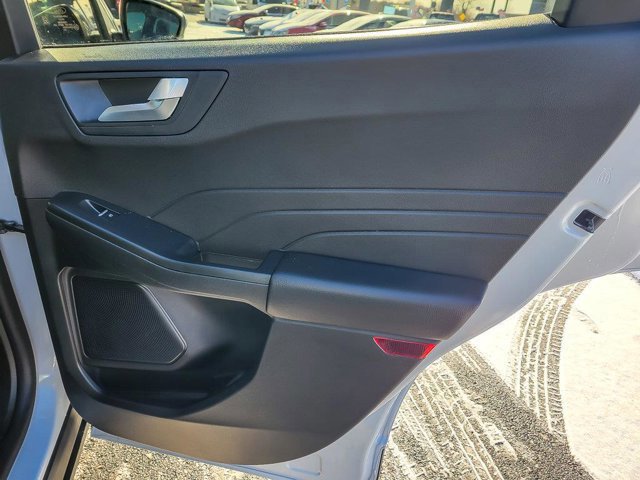 Certified 2025 Ford Escape Platinum image 26