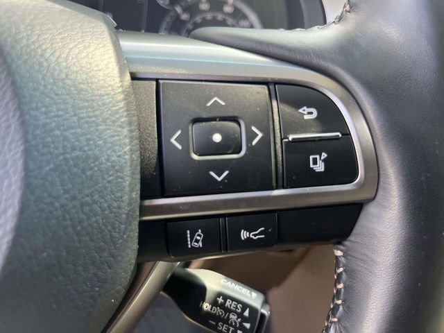 Used 2023 Lexus GX 460 Premium w/ Accessory Package AWD/4WD image 23