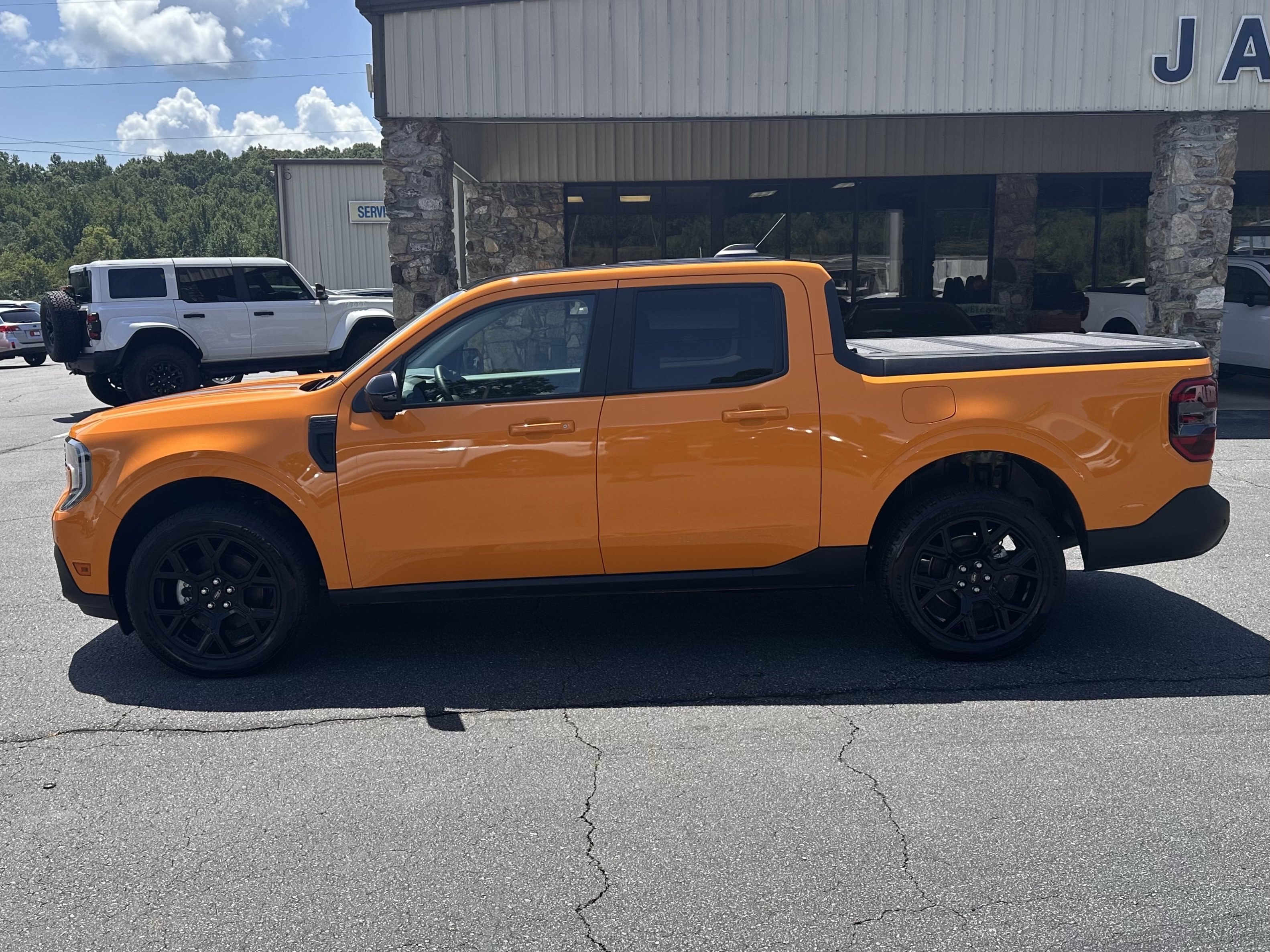 Certified 2026 Ford Maverick Lariat w/ Black Appearance Package