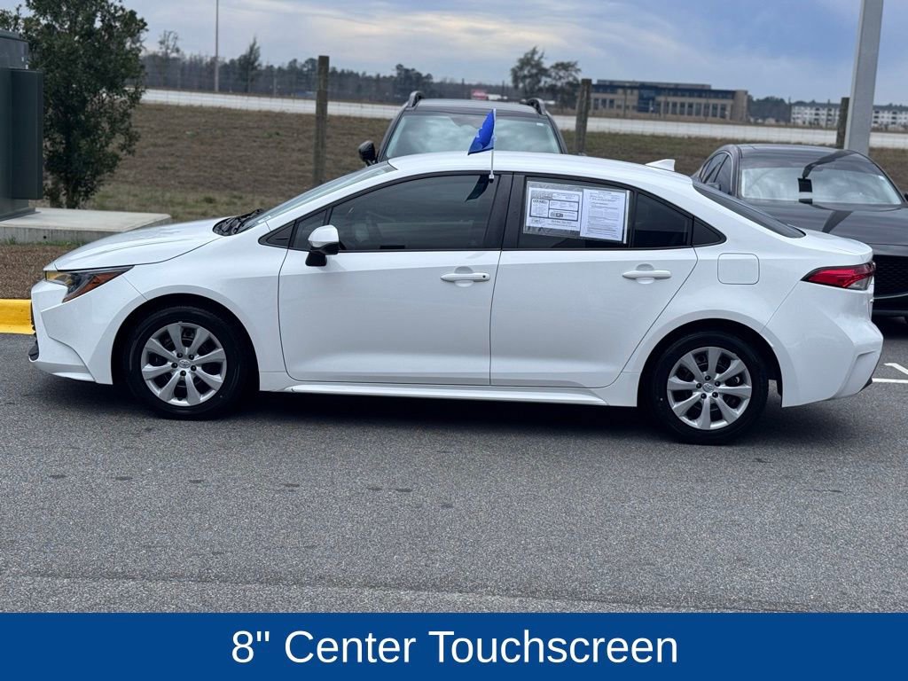 Used 2023 Toyota Corolla LE image 4
