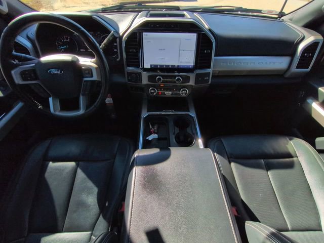 Certified 2022 Ford F250 Lariat w/ Black Appearance Package image 16