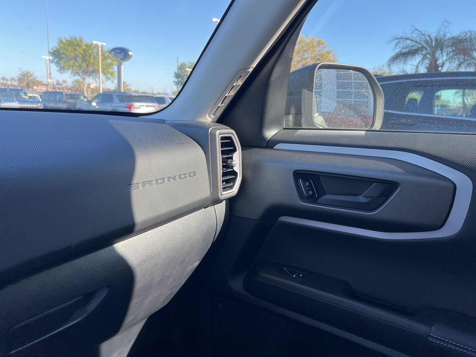 Certified 2025 Ford Bronco Sport Outer Banks w/ Outer Banks Tech Package+ image 18