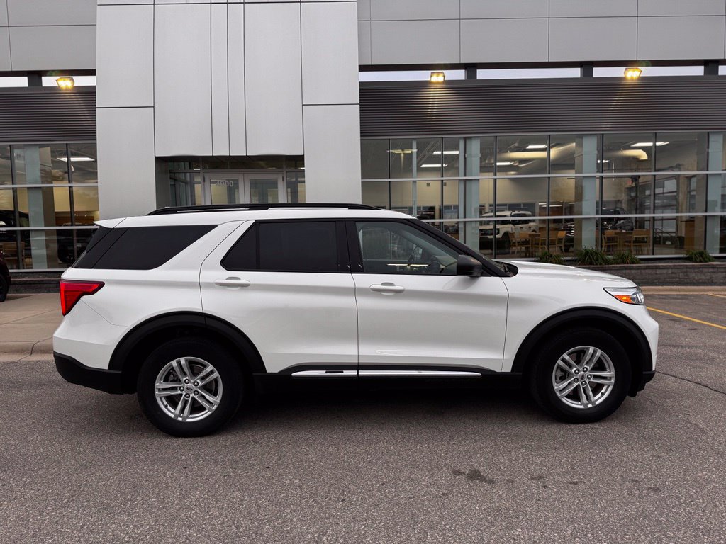 Certified 2021 Ford Explorer XLT w/ Equipment Group 202A AWD/4WD image 49