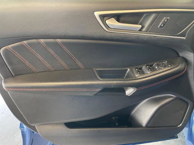 Certified 2022 Ford Edge ST-Line w/ Class II Trailer Tow Package image 22