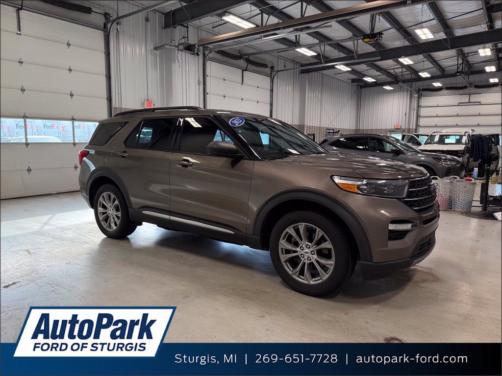 Certified 2021 Ford Explorer XLT w/ Equipment Group 202A