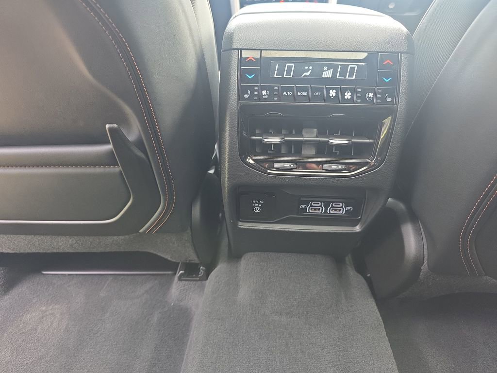 Used 2024 Jeep Grand Cherokee L Summit AWD/4WD image 43