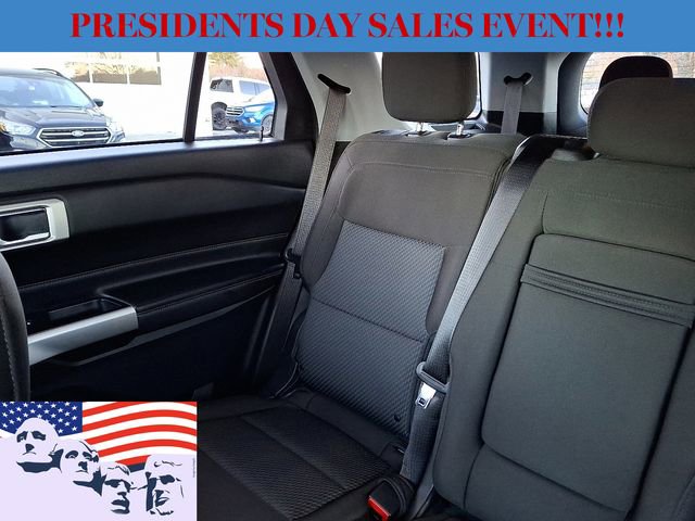 Certified 2022 Ford Explorer XLT w/ Class IV Trailer Tow Package image 18