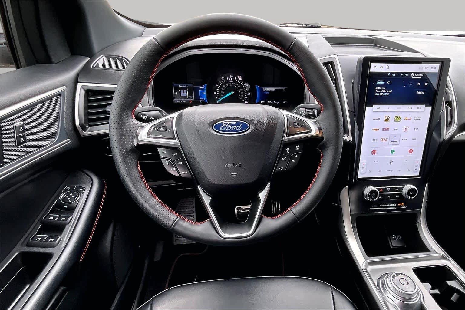 Certified 2024 Ford Edge ST-Line AWD/4WD image 6