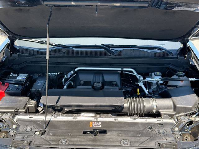 Used 2025 Chevrolet Colorado ZR2 w/ Technology Package AWD/4WD image 15
