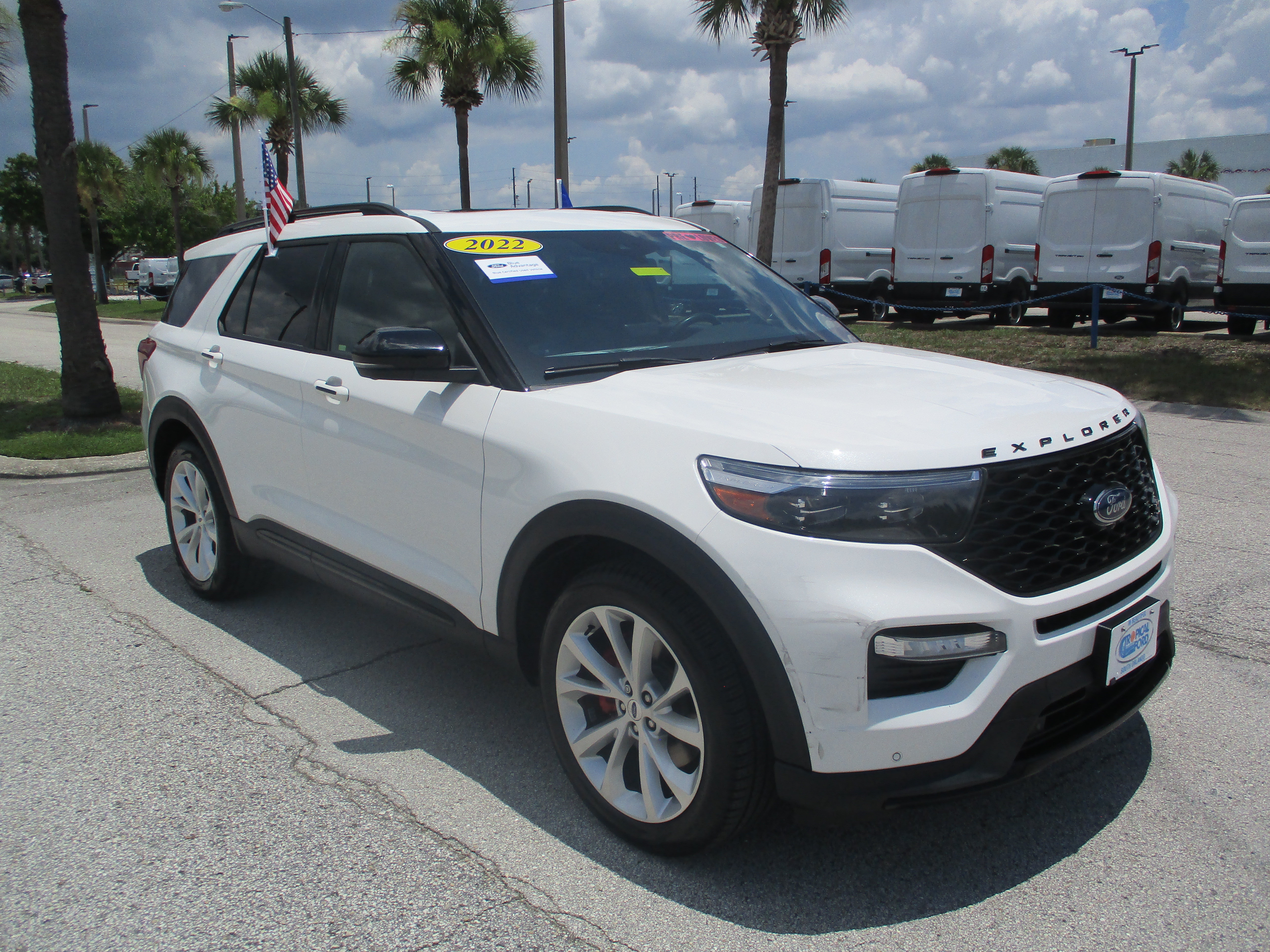 Certified 2022 Ford Explorer ST w/ Equipment Group 401A AWD/4WD image 1