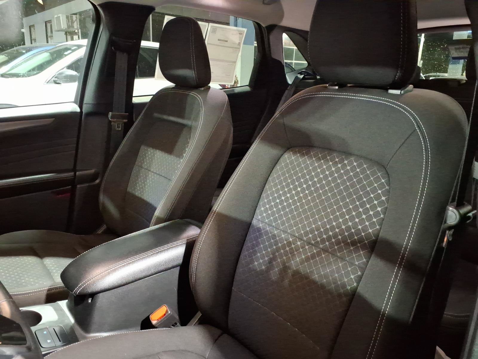 Certified 2024 Ford Escape Active FWD image 11