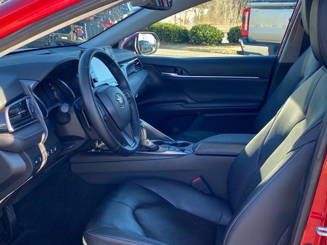 Used 2022 Toyota Camry XSE image 13