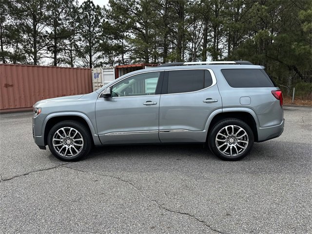 Used 2023 GMC Acadia Denali w/ Denali Technology Package image 2