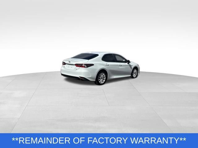 Used 2024 Toyota Camry LE w/ Convenience Package FWD image 4